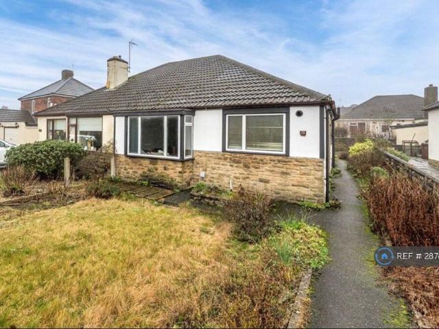 Britannia Road, Leeds, LS27 2 bed bungalow to rent £1,280 pcm £295 pw