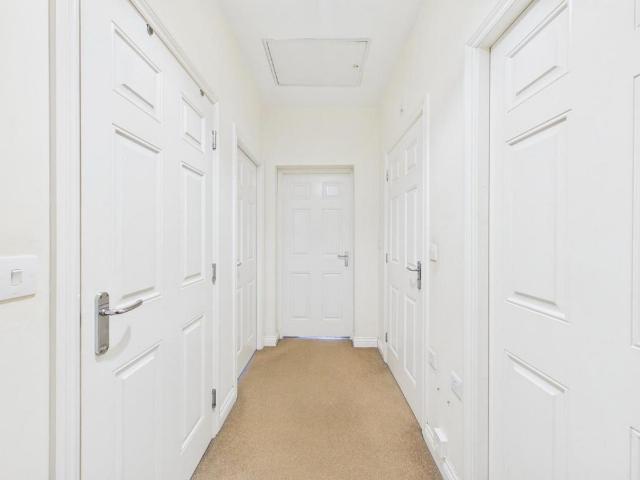 Britannia Wharf, Bingley 2 bed flat to rent £800 pcm £185 pw