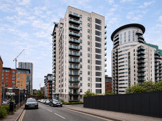 Britton House, Manchester M4, 2 bed flat to rent, £1,350 pcm | PrimeLocation