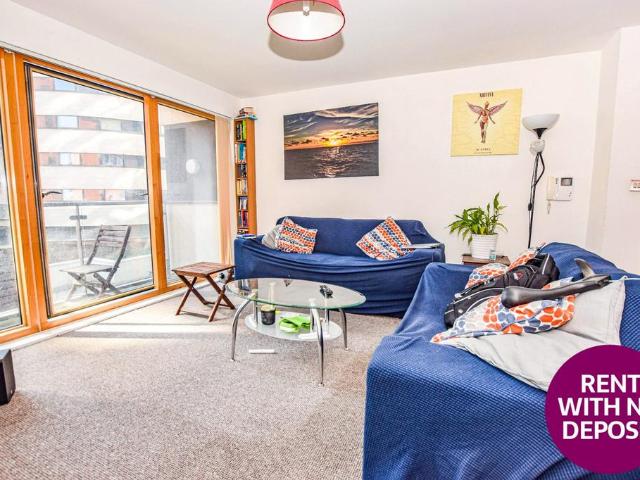 Britton House, 21 Lord Street, Green. 2 bed flat to rent £1,400 pcm £323 pw