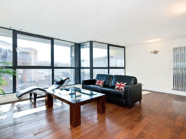 Britton Street, Clerkenwell EC1M, 2 bed flat to rent, £3,400 pcm | PrimeLocation