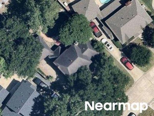 Brittany Park Ln