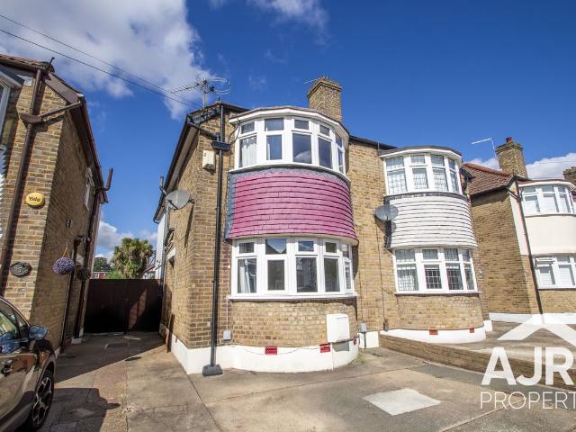 Brixham Road, Welling, Kent DA16, 3 bed semi detached house to rent, £1,900 pcm | PrimeLocation