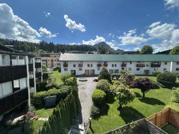 Brixlegg: Geräumige 3,5 Zimmer Wohnung mit Balkon und Tiefgaragenplatz