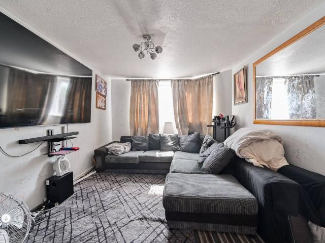 Brixton Road SW9, Oval, London, 1 bed flat to rent, £1,900 pcm | PrimeLocation