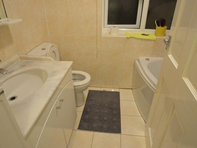 Briar Close, London, London N13, 2 bed terraced house to rent, £1,900 pcm | PrimeLocation