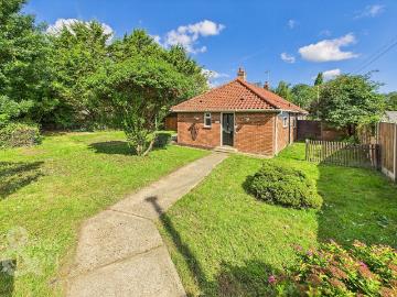 Briar Road, Harleston IP20, 2 bed semi detached bungalow to rent, £950 pcm | PrimeLocation