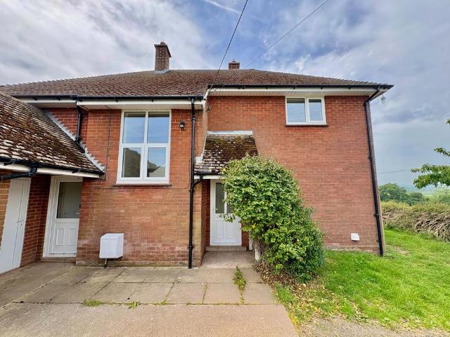 Briars Hundred, Frith Lane. 4 bed detached house to rent £1,995 pcm £460 pw