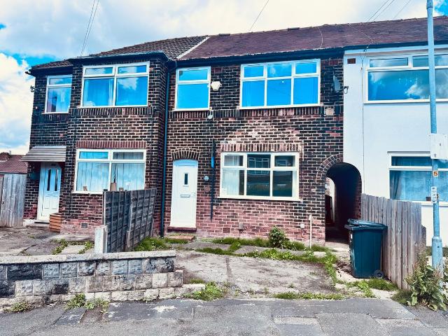 Briarwood Avenue, Droylsden M43, 3 bed terraced house to rent, £1,150 pcm | PrimeLocation