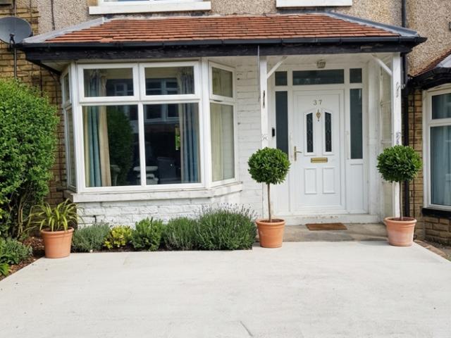 Briarwood Drive, Bradford BD6, 3 bed shared accommodation to rent, £995 pcm | PrimeLocation