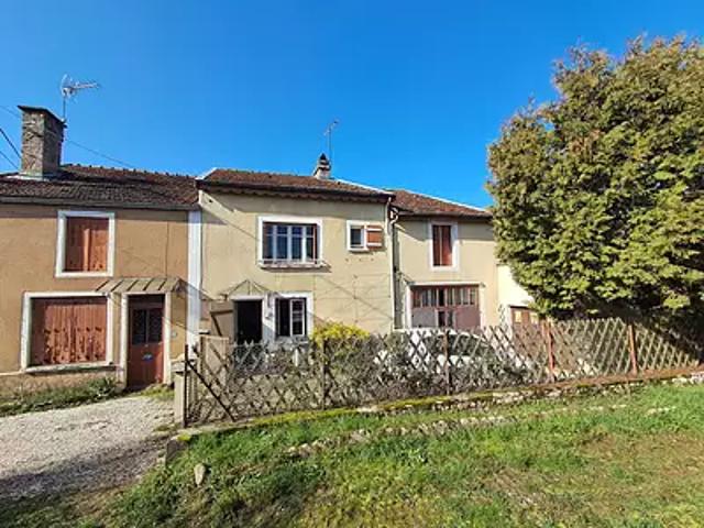 Briaucourt 52700 Achat / Vente maison 4 pièces t4 au dernier étage cave
