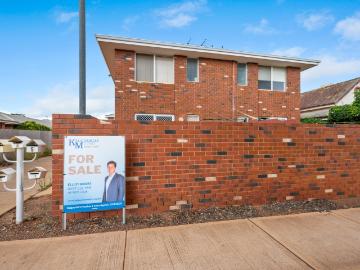House for sale in Kalgoorlie - Equipped kitchen