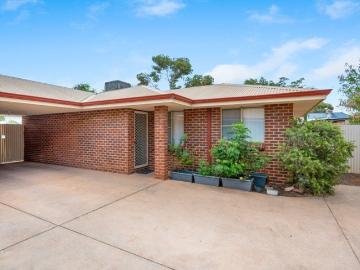 Brick 3 Bedroom, Well Maintained Home. That Has An Existing Lease at $550pw!
