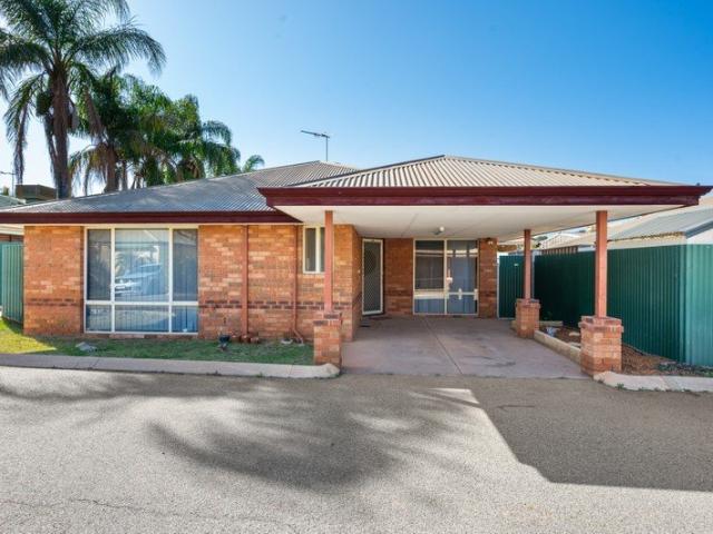 Brick 3 Bedroom Unit, That Comes With An Existing Lease At $700pw!