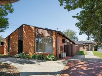 Brick Bungalow + Granny Flat!