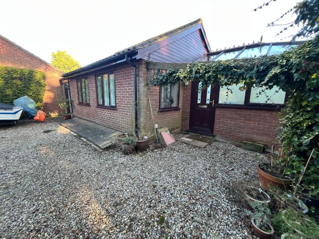 Brick Kiln Road, Trunch NR28, 1 bed detached bungalow to rent, £700 pcm | PrimeLocation