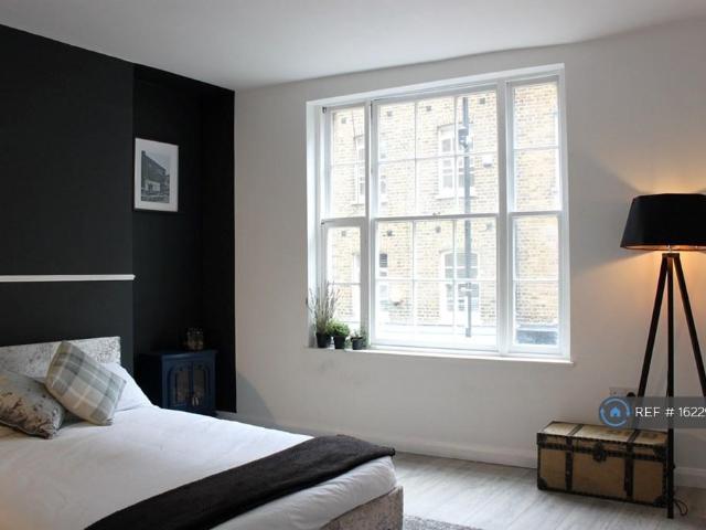 Brick Lane, London, E1 2 bed flat to rent £2,500 pcm £577 pw
