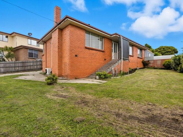 Brick, Low Maintenance, Market Entry