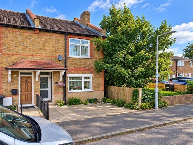 Brickfield Lane UB3, 4 bed end terrace house to rent, £2,350 pcm | PrimeLocation