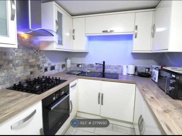 Bridgnorth Drive, Nottingham NG11, 1 bed maisonette to rent, £835 pcm | PrimeLocation