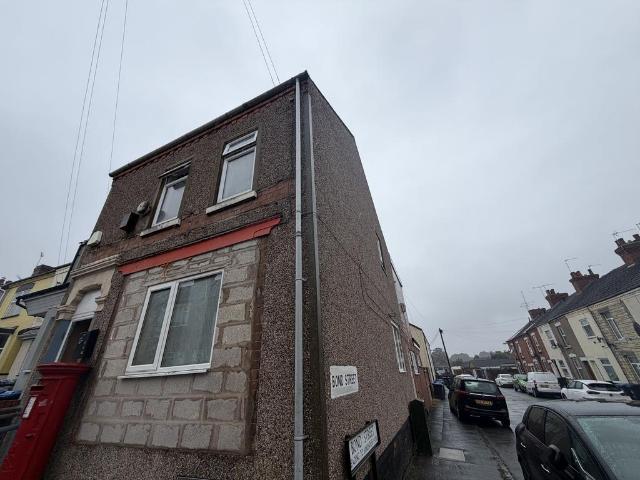 Bridget Street, RUGBY 1 bed flat to rent £800 pcm £185 pw