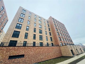 Bridgewater Wharf, Block D, Ordsall Lane, Salford M5, 2 bed flat to rent, £1,150 pcm | PrimeLocation