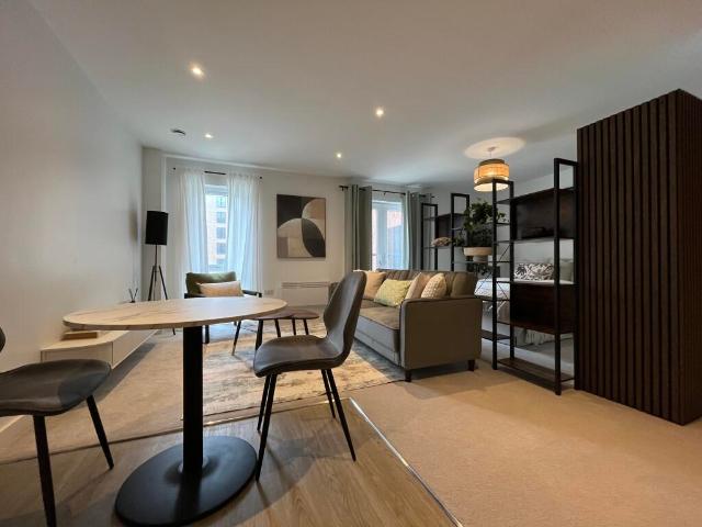 Studio flat for rent in Bridgewater Wharf, M5 3WH, M5