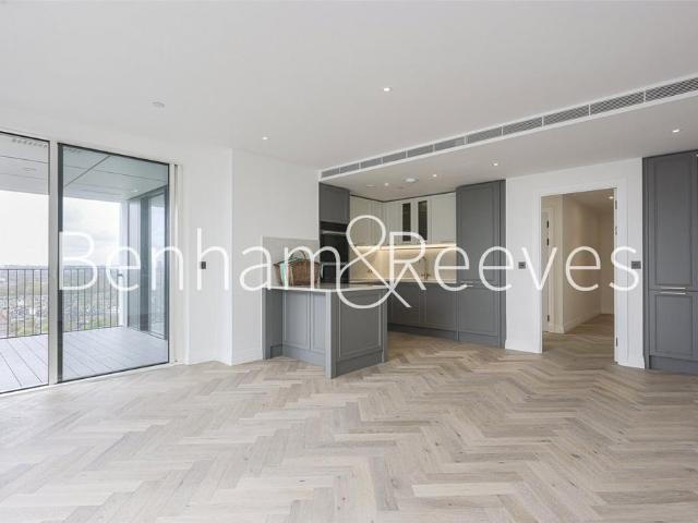 Bridgewater Avenue, London, SW6 2 bed apartment to rent £4,350 pcm £1,004 pw