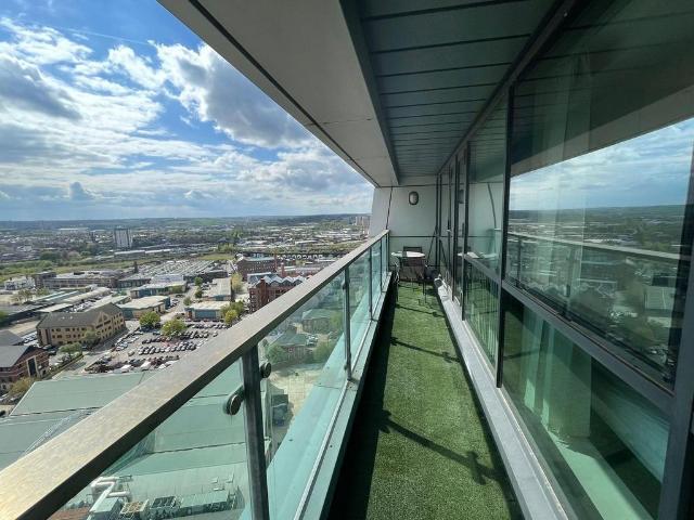 Bridgewater Place, Water Lane, Leeds. 2 bed apartment to rent £1,450 pcm £335 pw
