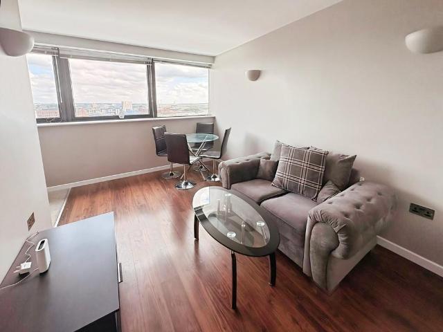 Bridgewater Place, Water Lane Studio to rent £900 pcm £208 pw