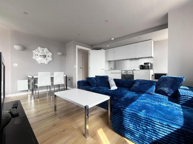 Bridgewater Place, Leeds LS11, 2 bed flat to rent, £1,400 pcm | PrimeLocation