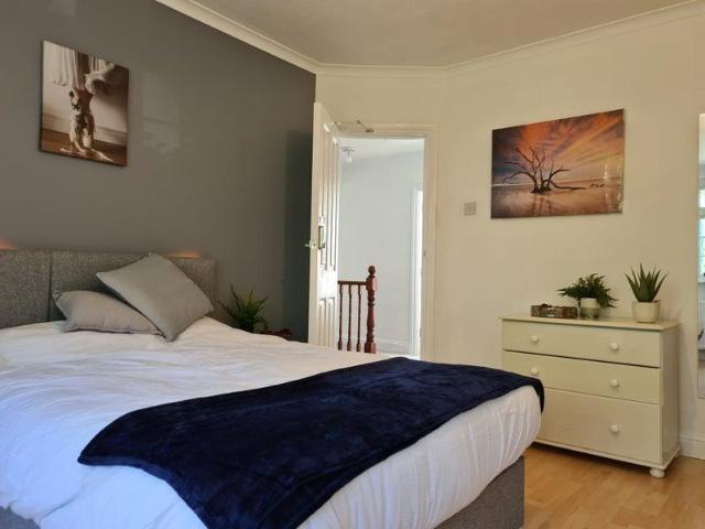 Bridgewater Road, Wembley HA0 1 bed in a house share to rent £900 pcm £208 pw