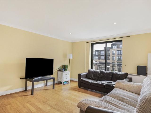Bridgewater Square, London, EC2Y 8AH