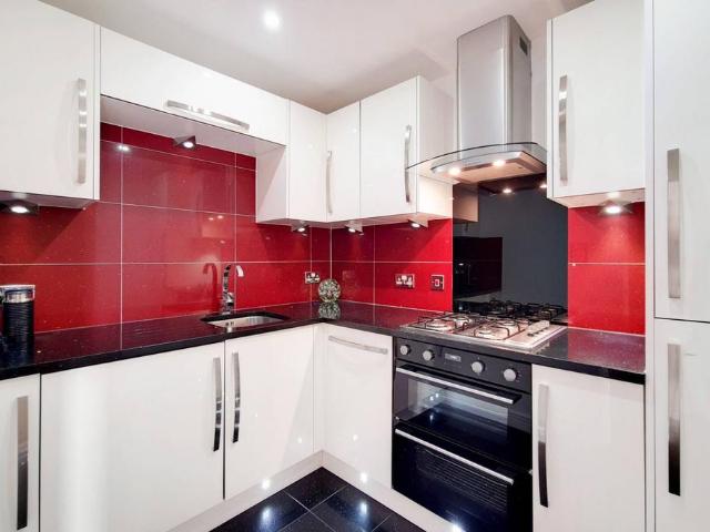 Bridge Court, 13 Newport Avenue, London, E14 2DS, United Kingdom | 3 bed apartment for rent #132861611 | Rentberry