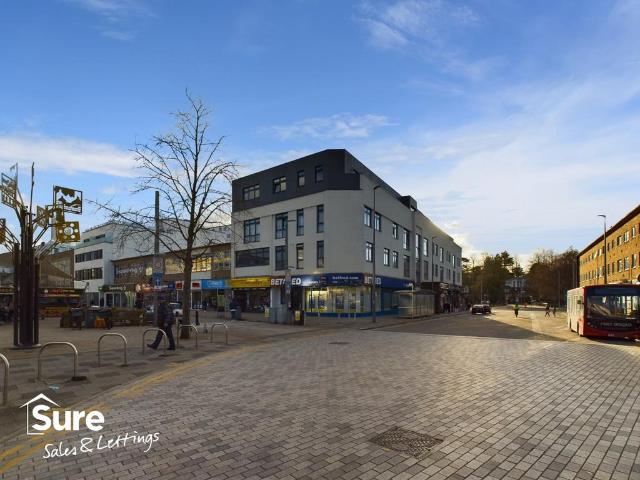Bridge Court, Bridge Street, Hemel. 1 bed apartment to rent £1,250 pcm £288 pw