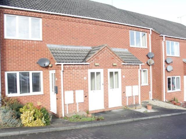 Bridge Court, Hednesford, Cannock. 2 bed flat to rent £750 pcm £173 pw