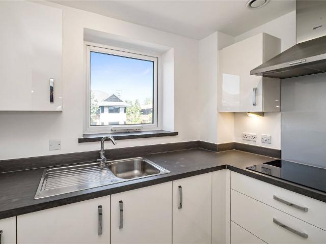 Bridge Avenue, Maidenhead, Berkshire SL6, 1 bed flat to rent, £2,000 pcm | PrimeLocation