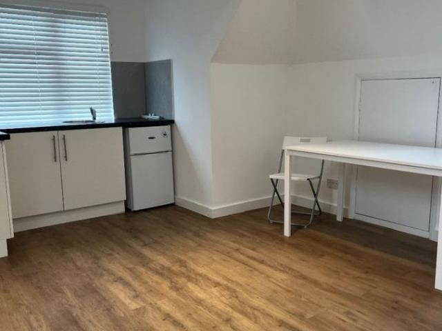 84 Bridge Lane, Temple Fortune NW11, Studio to rent, £1,436 pcm | PrimeLocation