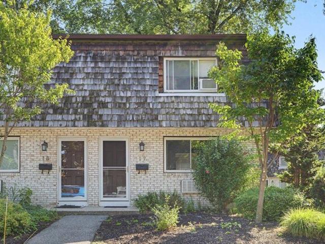 Bridge St Apt,northampton, Condo For Sale