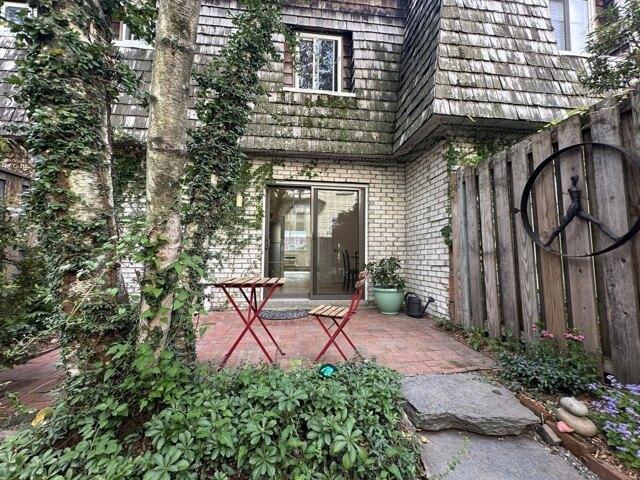 Bridge St Apt,northampton, Condo For Sale