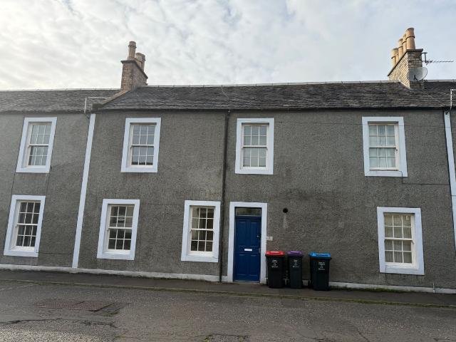 Bridge Street, Mauchline KA5, 2 bed flat to rent, £775 pcm | PrimeLocation