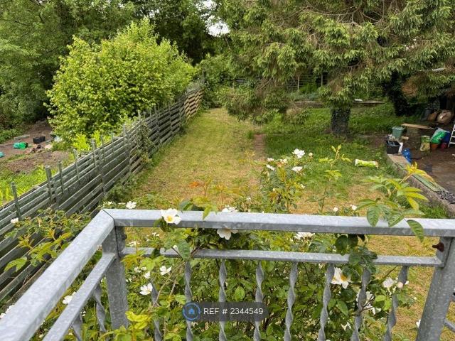 Bridge Street, Newcastle Emlyn SA38, 2 bed flat to rent, £695 pcm | PrimeLocation