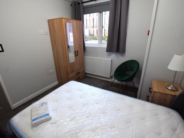 Bridge Street, Northampton NN1 1 bed in a house share to rent £725 pcm £167 pw