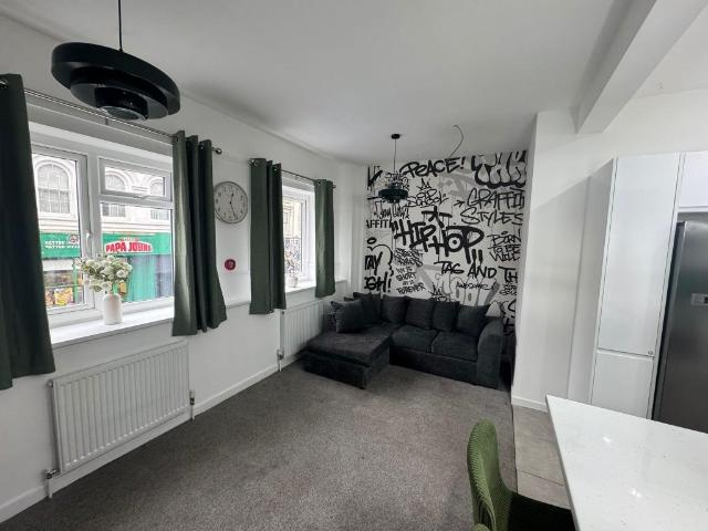 Bridge Street, Northampton NN1 1 bed in a house share to rent £725 pcm £167 pw