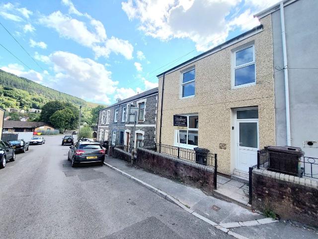 Bridge Street, Aberfan CF48, 4 bed terraced house to rent, £950 pcm | PrimeLocation
