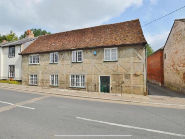 Bridge Street, Fordingbridge SP6, 1 bed flat to rent, £995 pcm | PrimeLocation