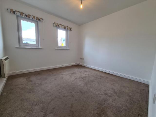 Flat 16 Bridge Street, Thrapston NN14, 2 bed flat to rent, £900 pcm | PrimeLocation