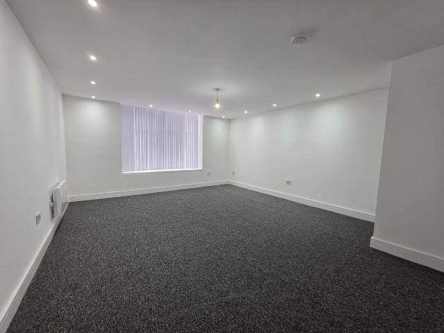 Bridge Street, Walsall WS1, 1 bed flat to rent, £750 pcm | PrimeLocation