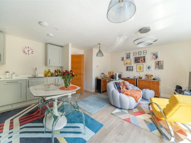 Bridge Street, Walton on Thames, Surrey, KT12