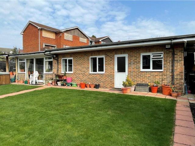 Bridge Road, Bagshot, Surrey GU19, 1 bed bungalow to rent, £1,350 pcm | PrimeLocation